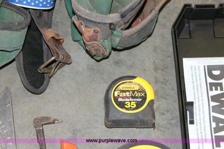 image for item 6157 Assorted tools