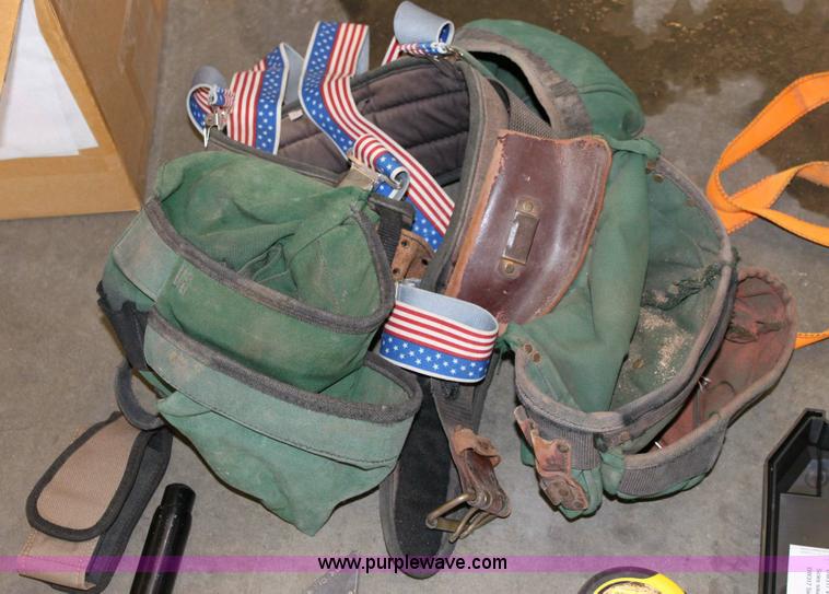 image for item 6157 Assorted tools