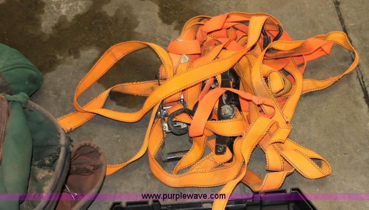 image for item 6157 Assorted tools