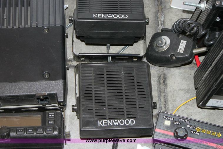 image for item 6159 Assorted electronics