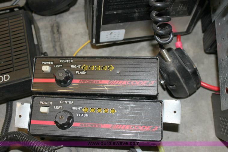 image for item 6159 Assorted electronics