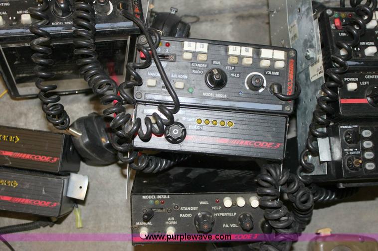 image for item 6159 Assorted electronics