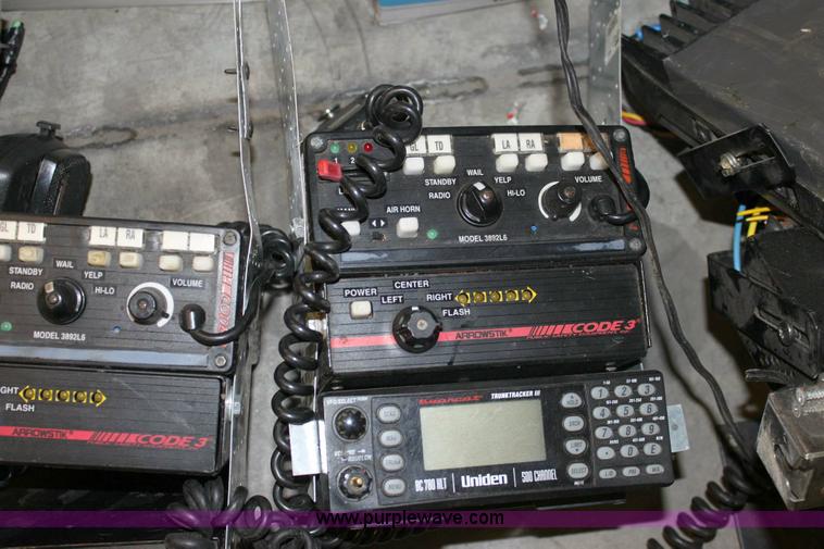 image for item 6159 Assorted electronics