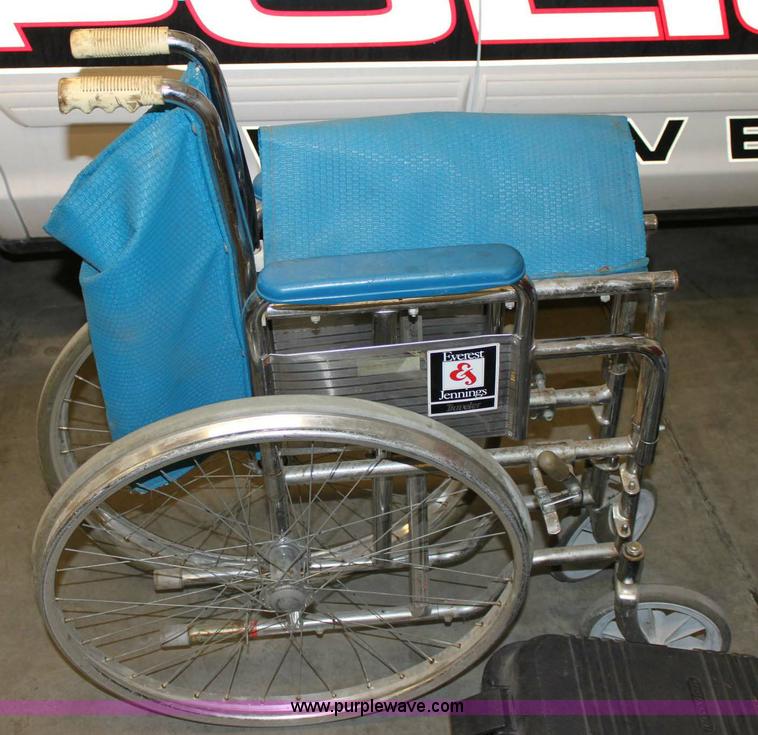 image for item 6160 Assorted household items