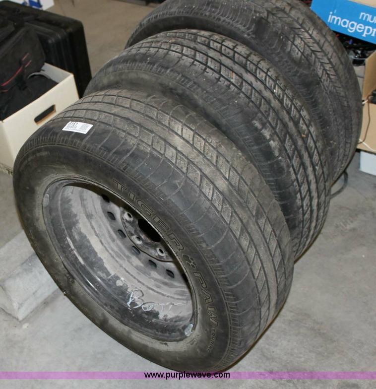 image for item 6161 Assorted automotive parts