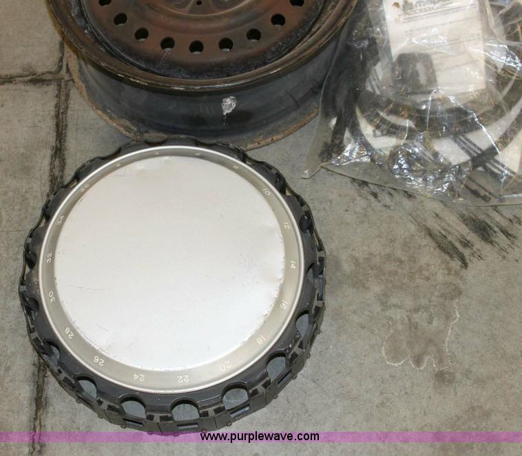 image for item 6161 Assorted automotive parts