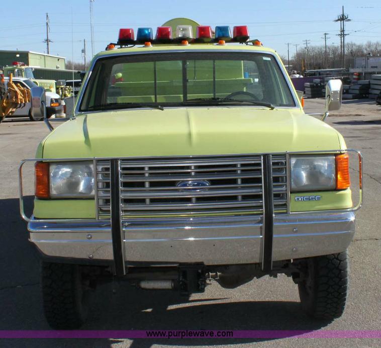 image for item 6530 1989 Ford F350 fire truck