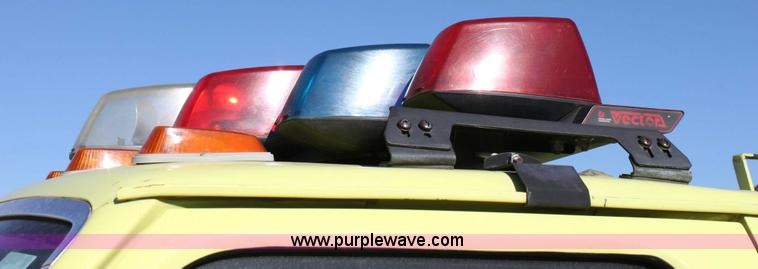 image for item 6530 1989 Ford F350 fire truck