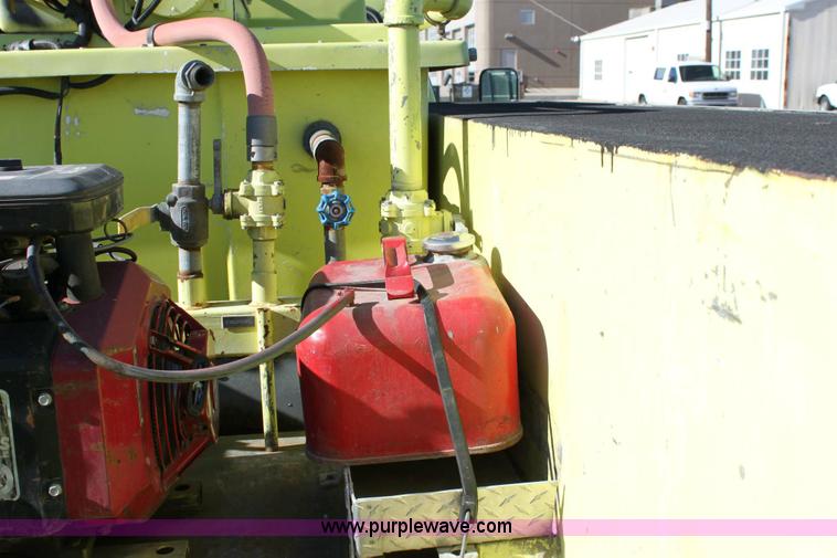 image for item 6530 1989 Ford F350 fire truck