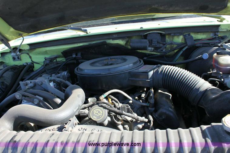 image for item 6530 1989 Ford F350 fire truck