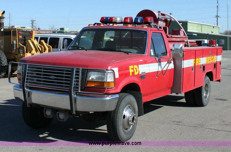 image for item 6531 1994 Ford F350 XL fire truck