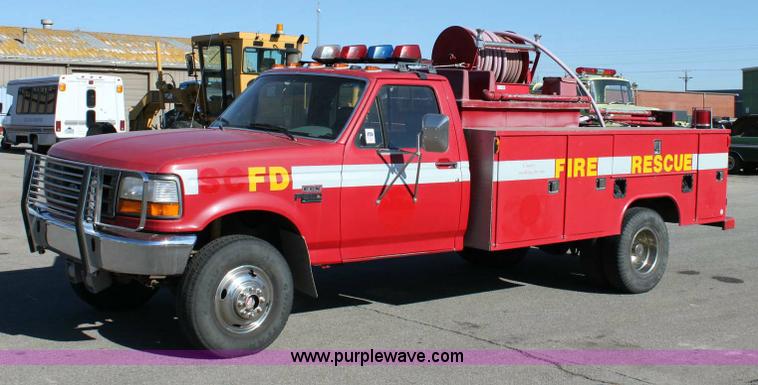 image for item 6531 1994 Ford F350 XL fire truck