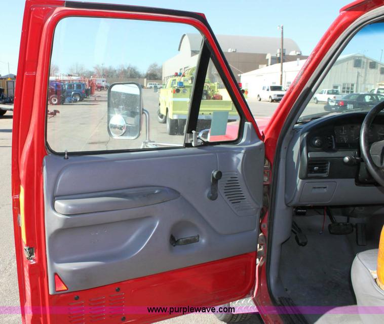 image for item 6531 1994 Ford F350 XL fire truck