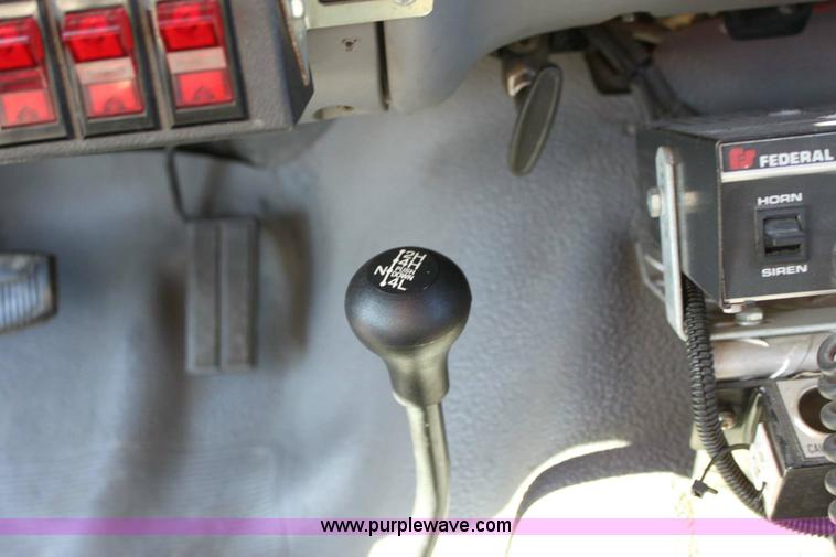 image for item 6531 1994 Ford F350 XL fire truck