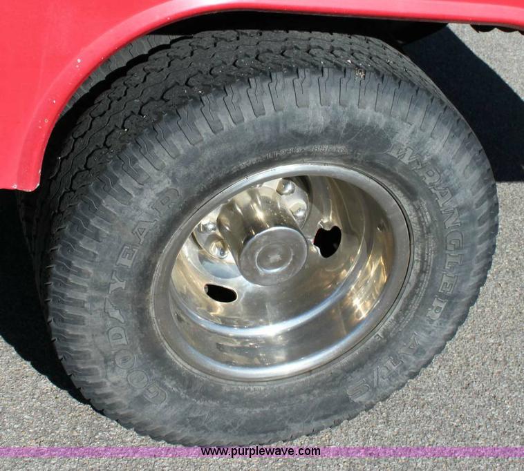 image for item 6531 1994 Ford F350 XL fire truck