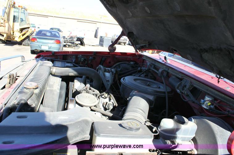 image for item 6531 1994 Ford F350 XL fire truck