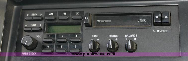 image for item 6553 1991 Ford E-350 ambulance