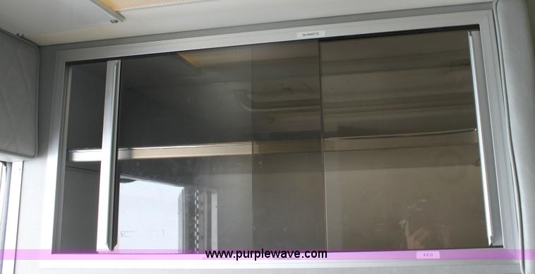 image for item 6553 1991 Ford E-350 ambulance