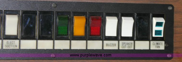 image for item 6553 1991 Ford E-350 ambulance