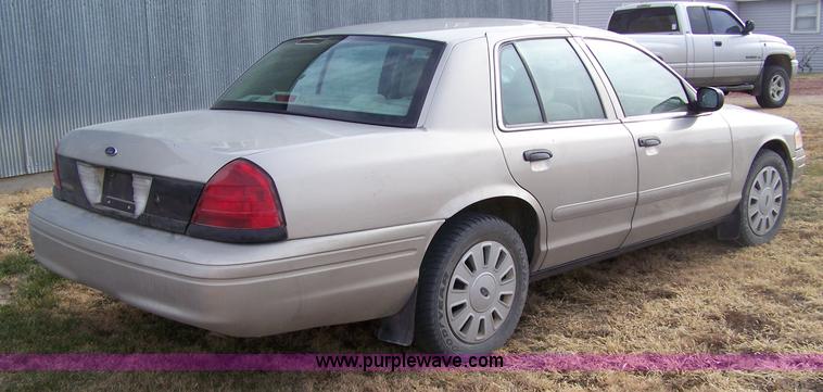 image for item 7490 2006 Ford Crown Victoria Police Interceptor