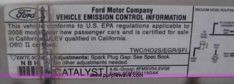 image for item 7490 2006 Ford Crown Victoria Police Interceptor