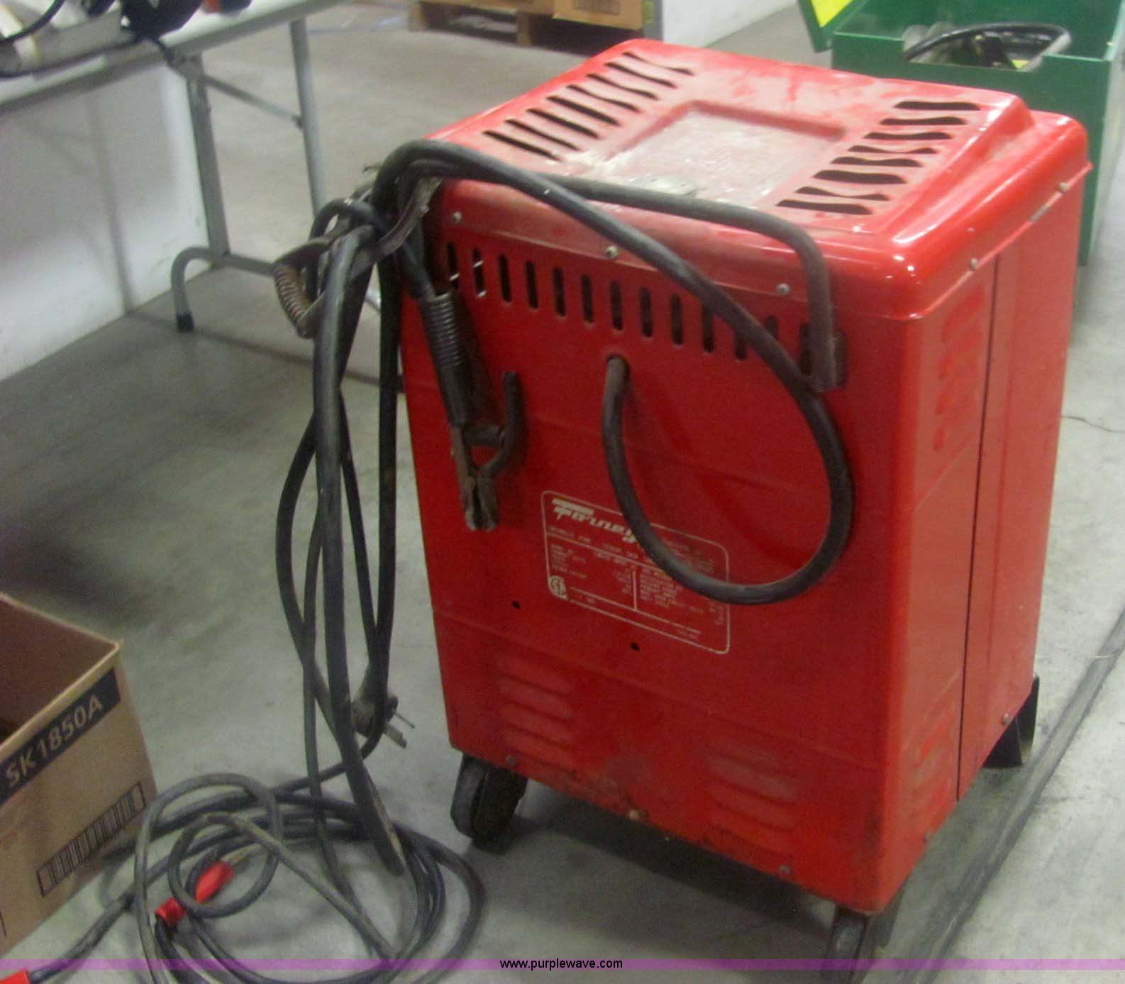 Forney C5 AC arc welder in Wichita, KS Item 6104 sold Purple Wave