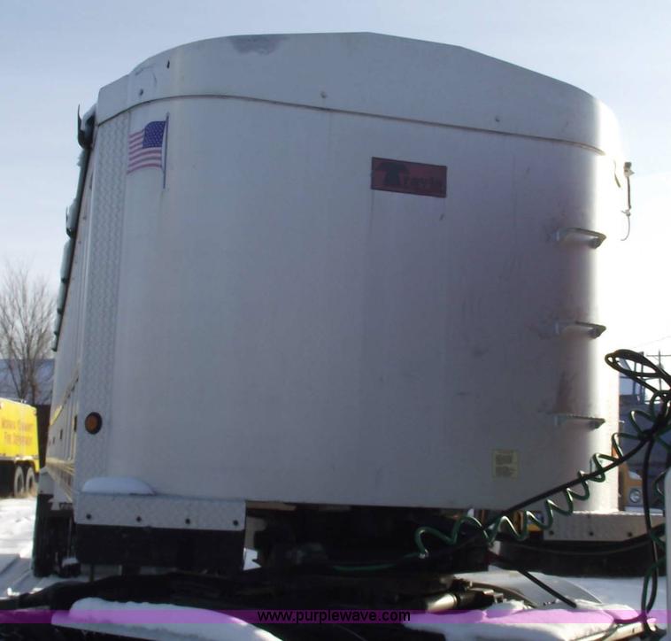 image for item 5486 1998 Travis 39' aluminum dump trailer