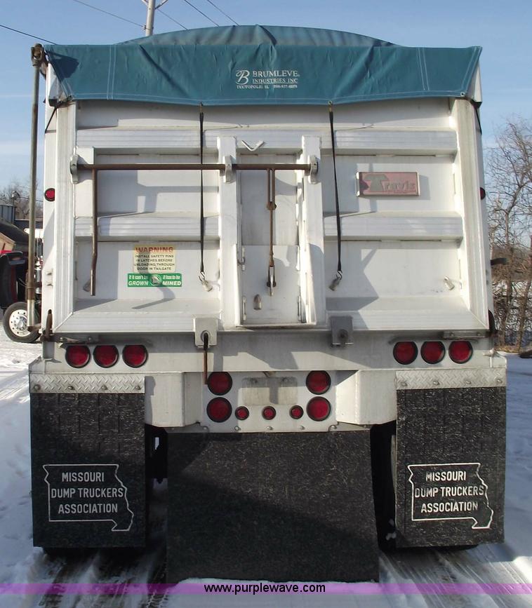 image for item 5486 1998 Travis 39' aluminum dump trailer