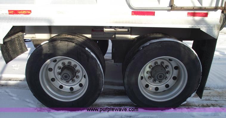 image for item 5486 1998 Travis 39' aluminum dump trailer