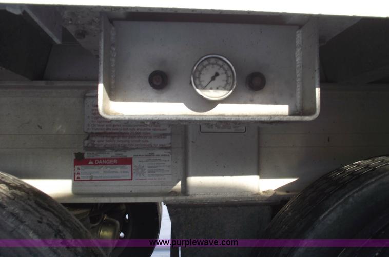 image for item 5486 1998 Travis 39' aluminum dump trailer