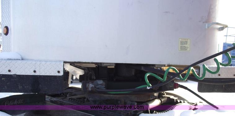 image for item 5486 1998 Travis 39' aluminum dump trailer