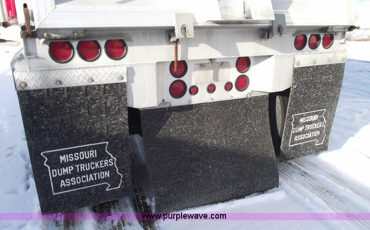 image for item 5486 1998 Travis 39' aluminum dump trailer