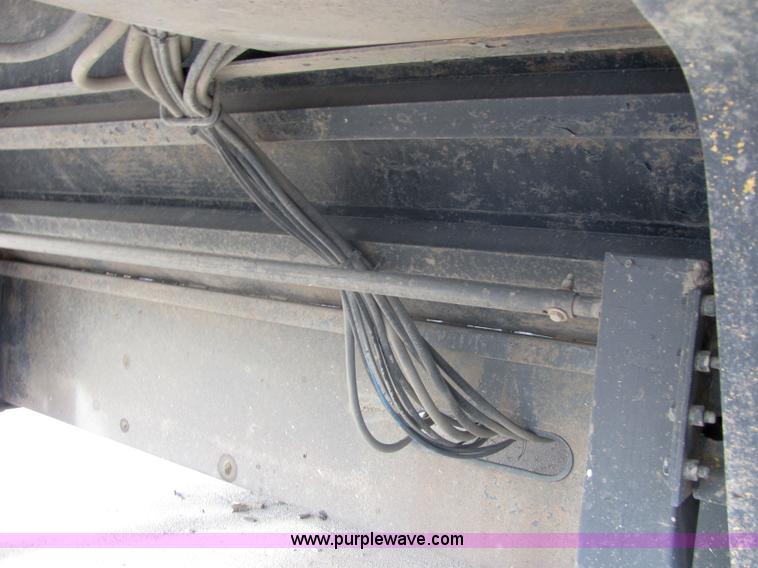 image for item 6760 2002 Trail-Eze TE80HT48 semi trailer