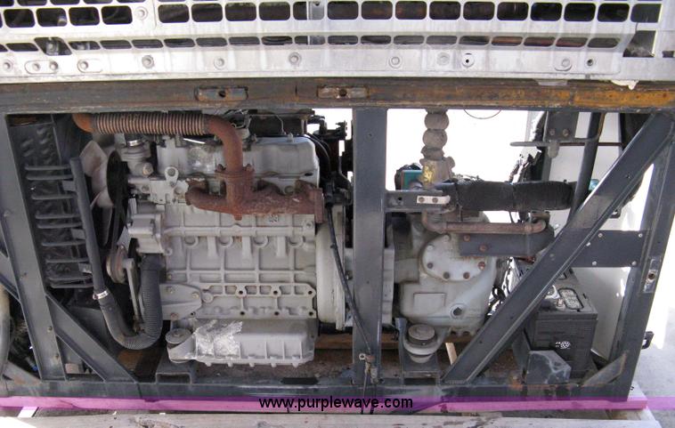 image for item 8097 Carrier Phoenix Ultra Ultima 53 R22 refrigeration unit