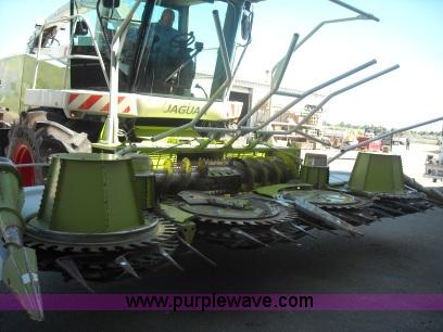 image for item 1000 2006 Claas RU600 Xtra forage head