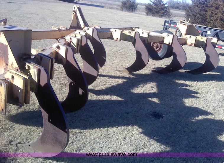 Big Ox seven shank parabolic V ripper in Bushton, KS Item 1602 sold