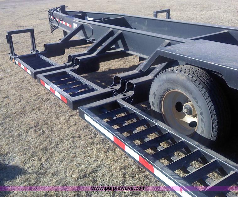 image for item 1608 2005 B-B sprayer trailer