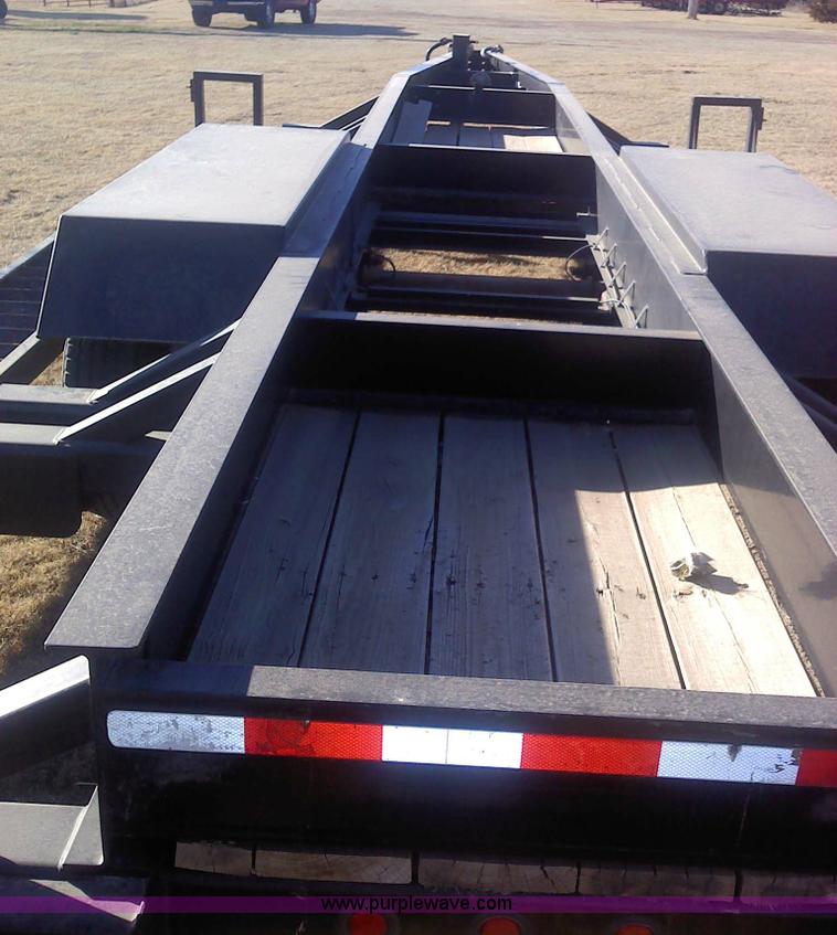 image for item 1608 2005 B-B sprayer trailer
