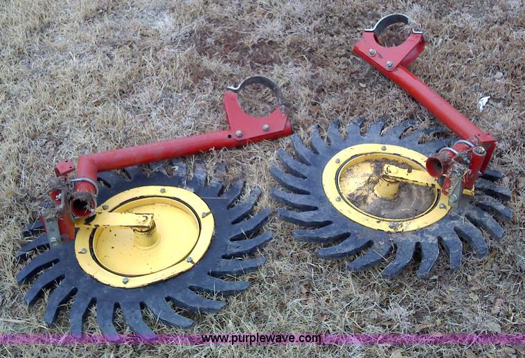 image for item 1701 Gathering wheels from New Holland BR780 round baler