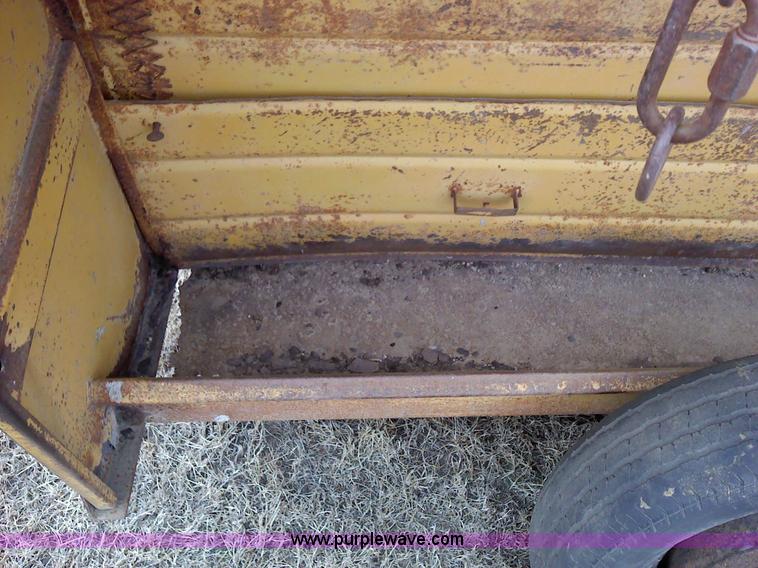 image for item 1801 Farmstar creep feeder