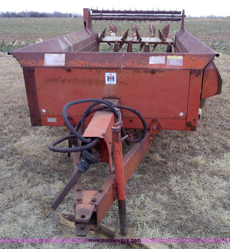 image for item 1806 International Harvester 555 manure spreader