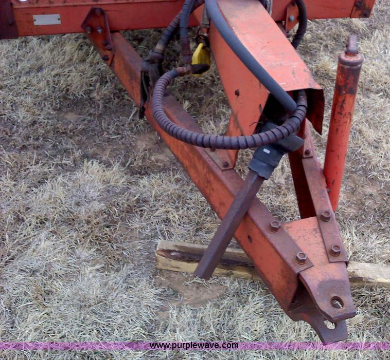 image for item 1806 International Harvester 555 manure spreader