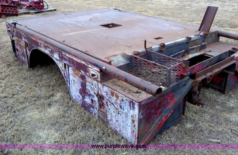 image for item 1807 Leland Oilfield bed