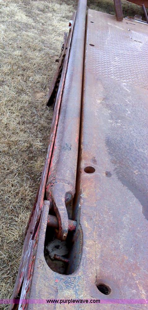 image for item 1807 Leland Oilfield bed