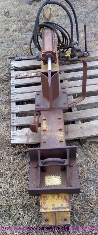 image for item 1810 Three point log splitter