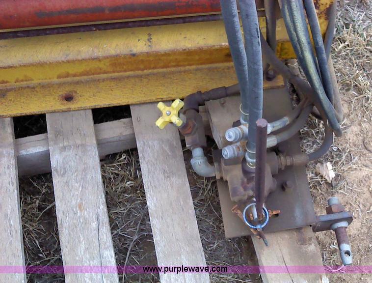 image for item 1810 Three point log splitter