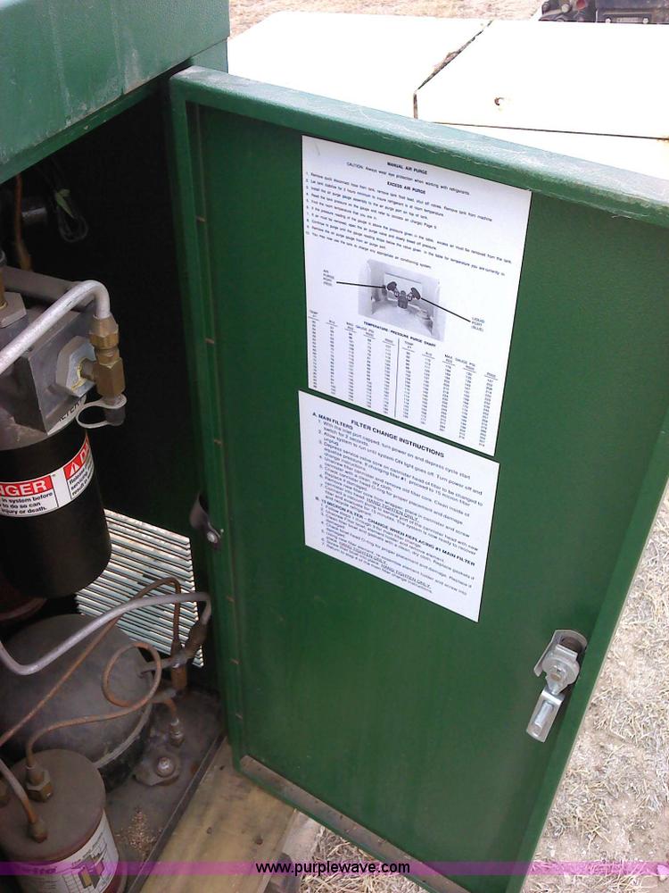 image for item 1821 Four Seasons refrigerant recovery system