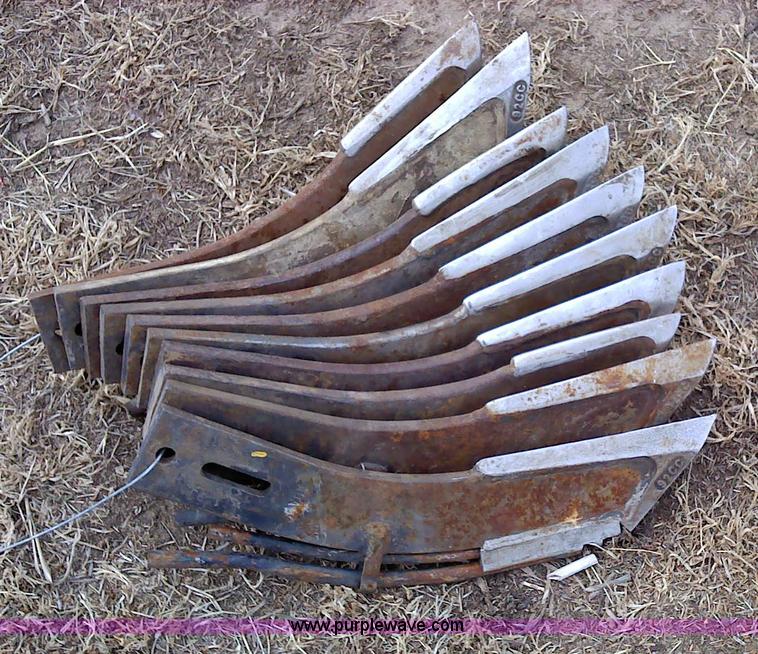 image for item 1840 (58) Adams double tube fertilizer knives