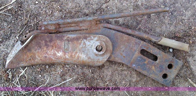 image for item 1849 (11) miscellaneous fertilizer knives and points