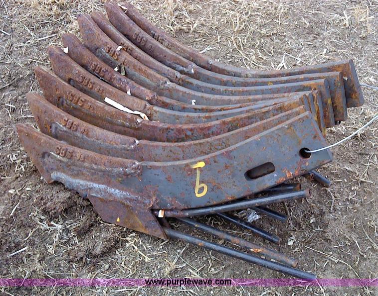 image for item 1849 (11) miscellaneous fertilizer knives and points